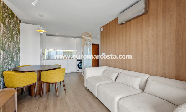 Objekte zum Wiederverkauf - - APARTMENT - Torrevieja - TORREVIEJA