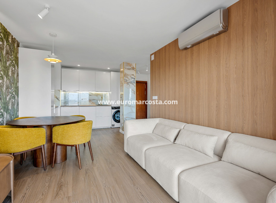Objekte zum Wiederverkauf - - APARTMENT - Torrevieja - TORREVIEJA