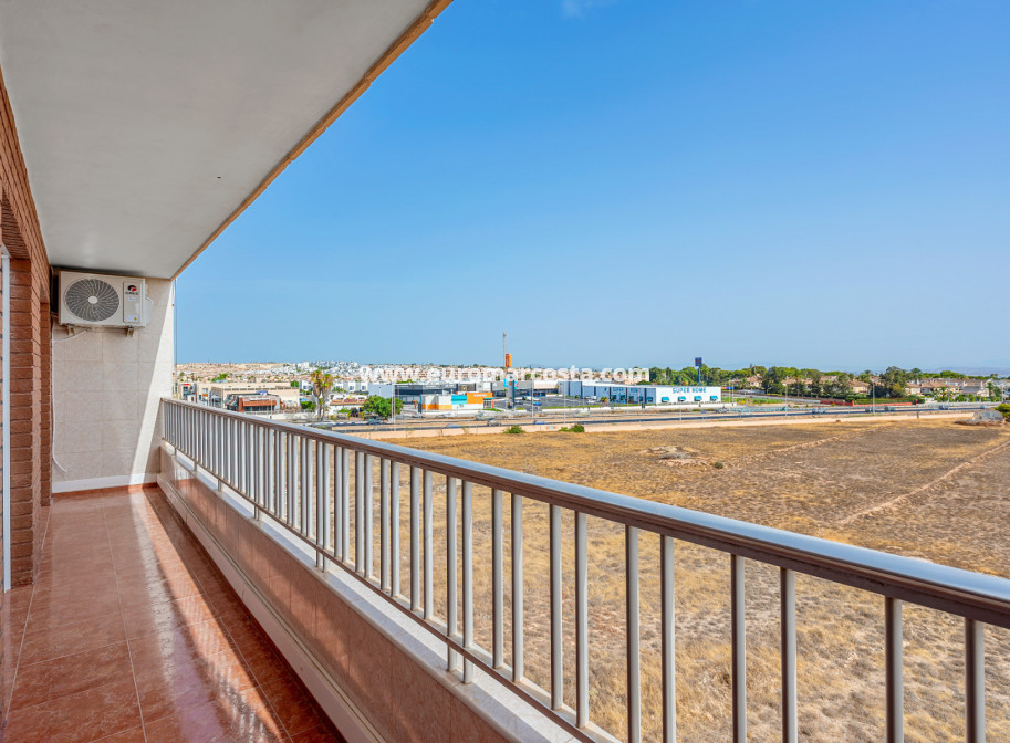 Objekte zum Wiederverkauf - - APARTMENT - Torrevieja - TORREVIEJA