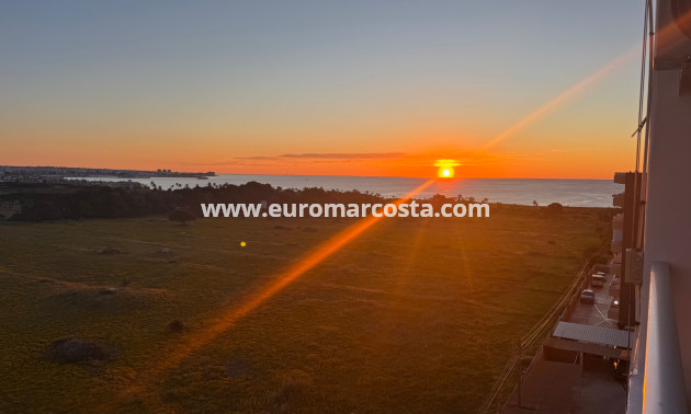 Objekte zum Wiederverkauf - - APARTMENT - Torrevieja - TORREVIEJA