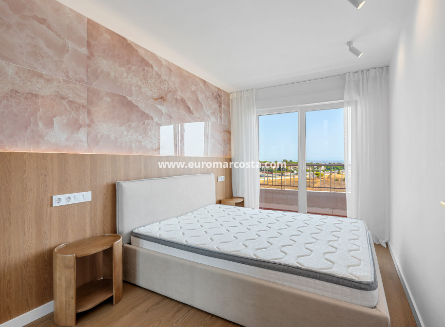 Objekte zum Wiederverkauf - - APARTMENT - Torrevieja - TORREVIEJA