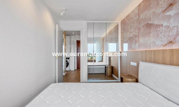 Objekte zum Wiederverkauf - - APARTMENT - Torrevieja - TORREVIEJA