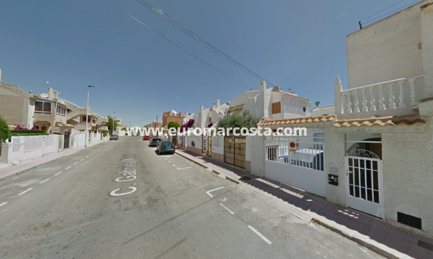 Sale - - TOWNHOUSE - Torrevieja