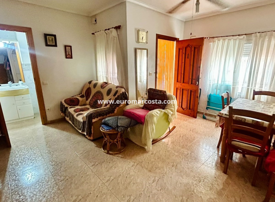 Sale - - TOWNHOUSE - Torrevieja