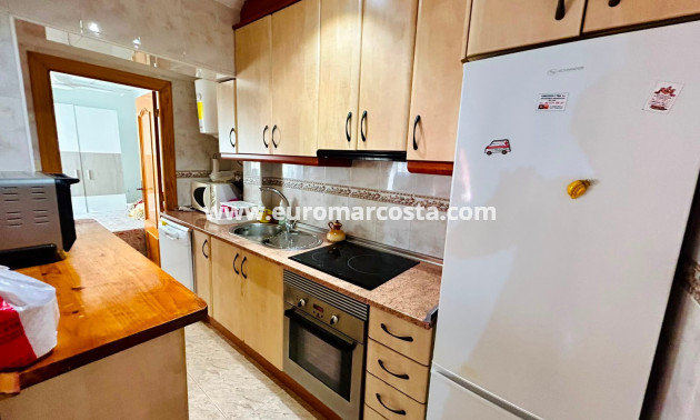Sale - - TOWNHOUSE - Torrevieja