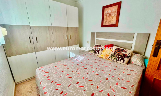 Sale - - TOWNHOUSE - Torrevieja
