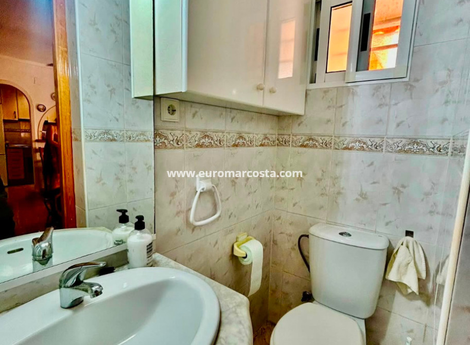 Sale - - TOWNHOUSE - Torrevieja