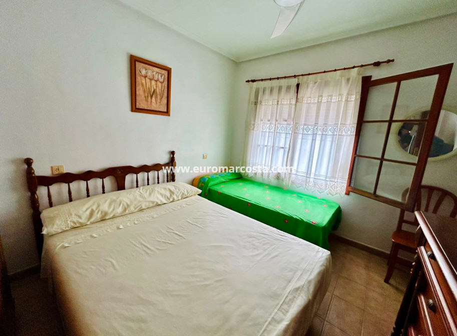 Sale - - TOWNHOUSE - Torrevieja