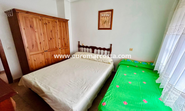 Sale - - TOWNHOUSE - Torrevieja