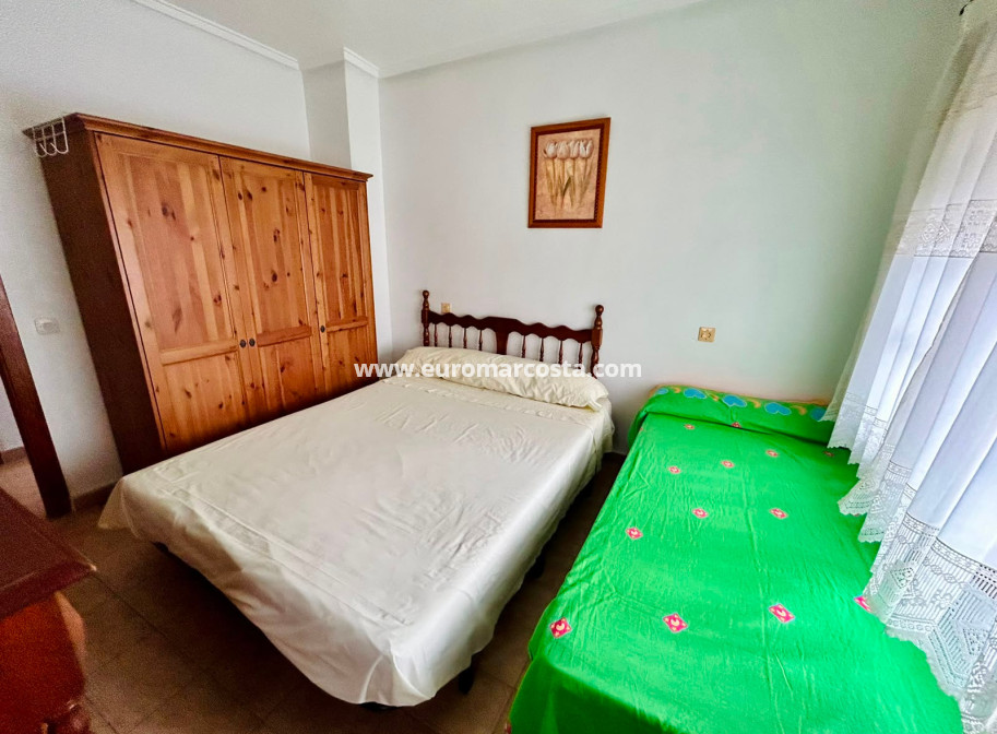 Sale - - TOWNHOUSE - Torrevieja