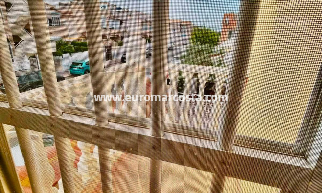 Sale - - TOWNHOUSE - Torrevieja