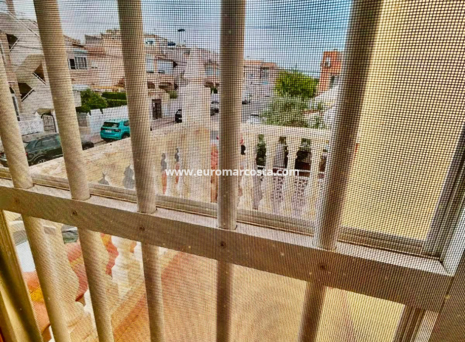 Sale - - TOWNHOUSE - Torrevieja