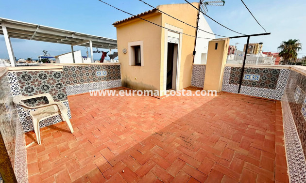 Sale - - TOWNHOUSE - Torrevieja