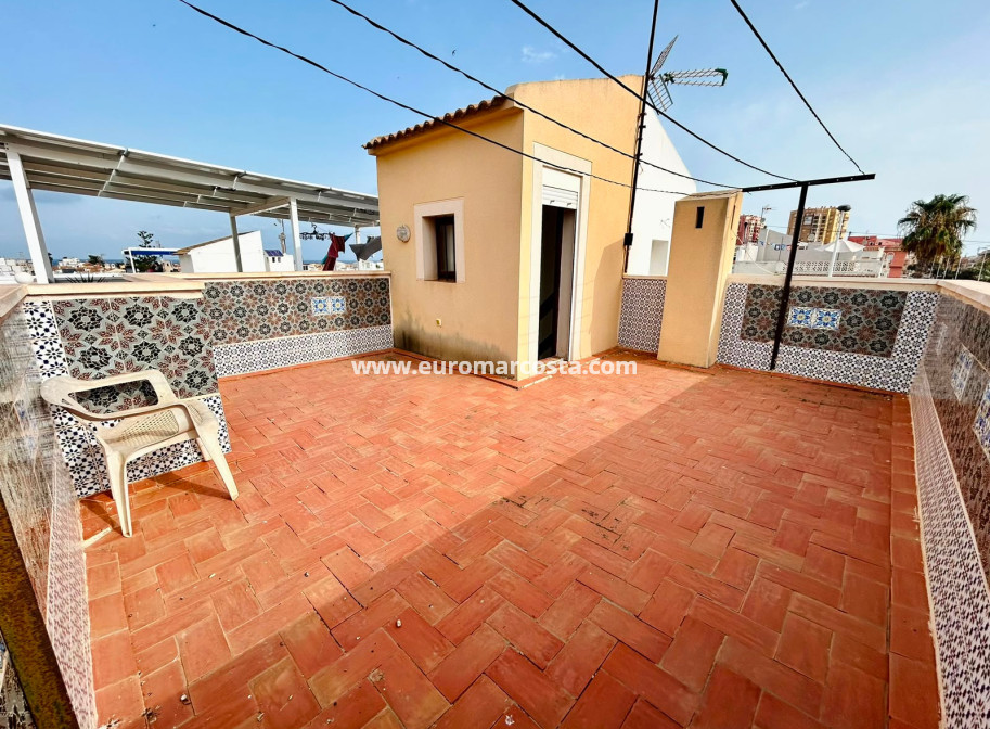 Sale - - TOWNHOUSE - Torrevieja