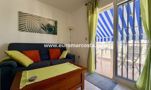 Sale - Apartment / flat - Orihuela Costa - Playa Flamenca