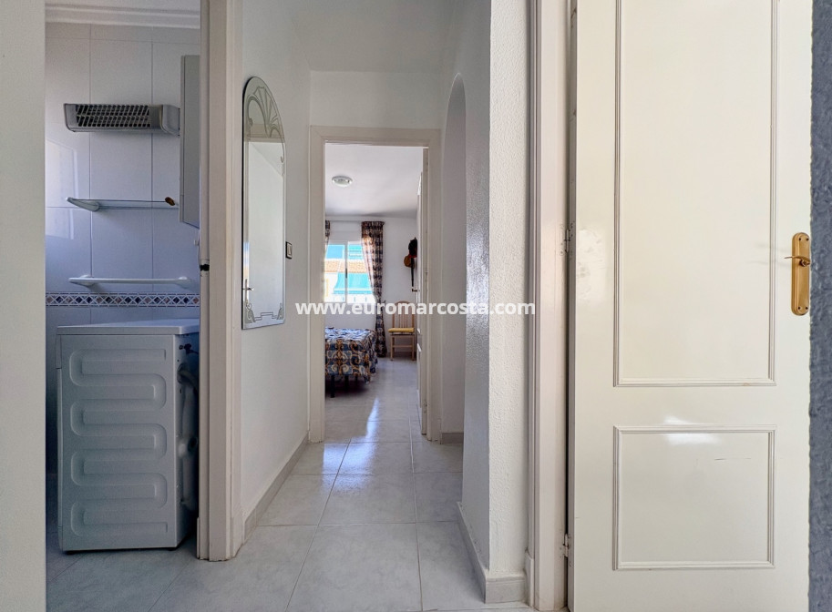 Sale - Apartment / flat - Orihuela Costa - Playa Flamenca