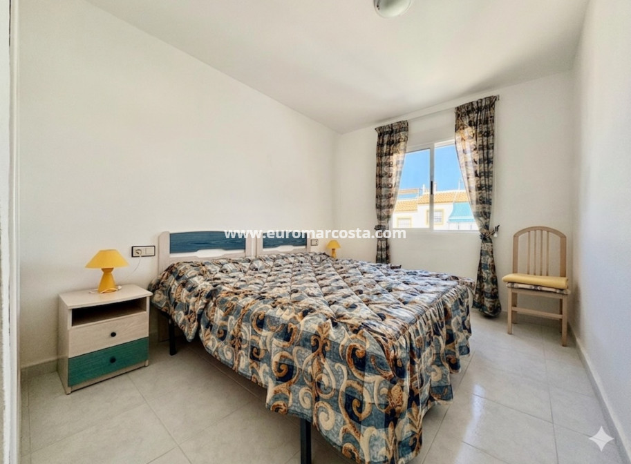 Sale - Apartment / flat - Orihuela Costa - Playa Flamenca