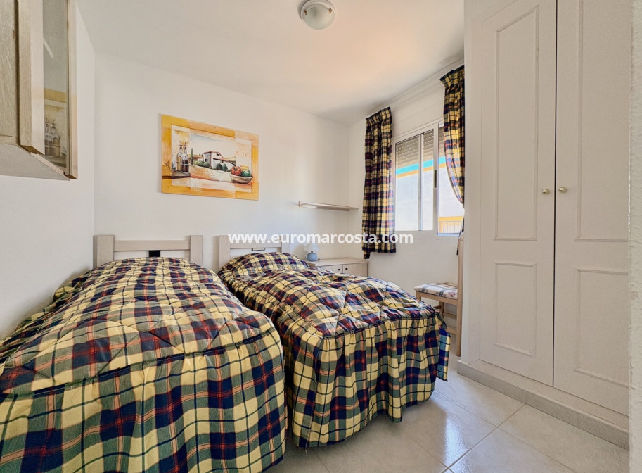 Sale - Apartment / flat - Orihuela Costa - Playa Flamenca