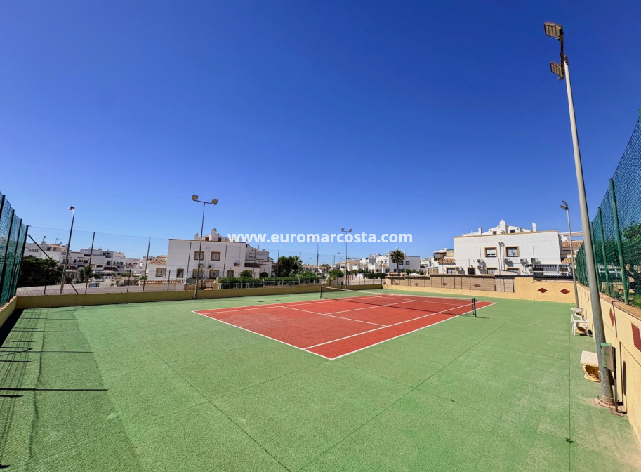 Sale - Apartment / flat - Orihuela Costa - Playa Flamenca