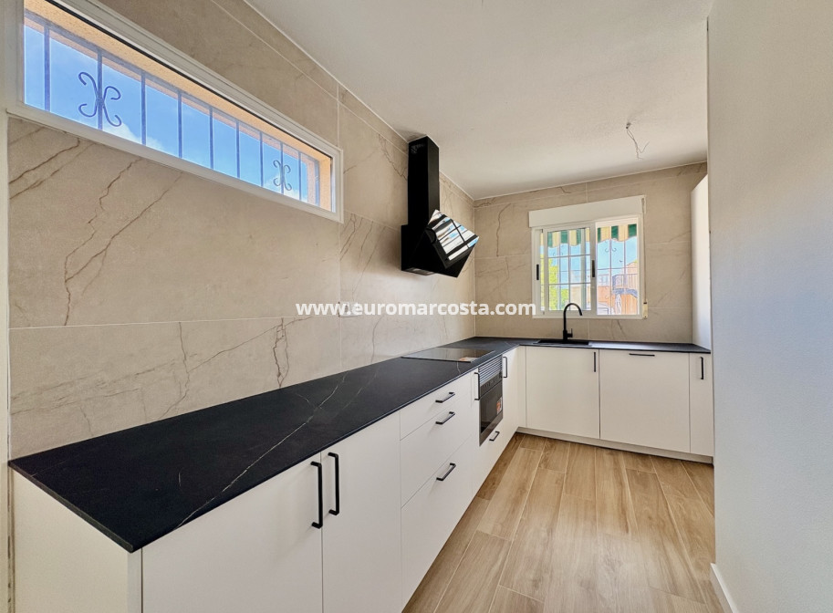 Venta - Single Family Home - Orihuela - Los Balcones