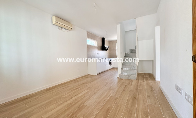 Venta - Single Family Home - Orihuela - Los Balcones