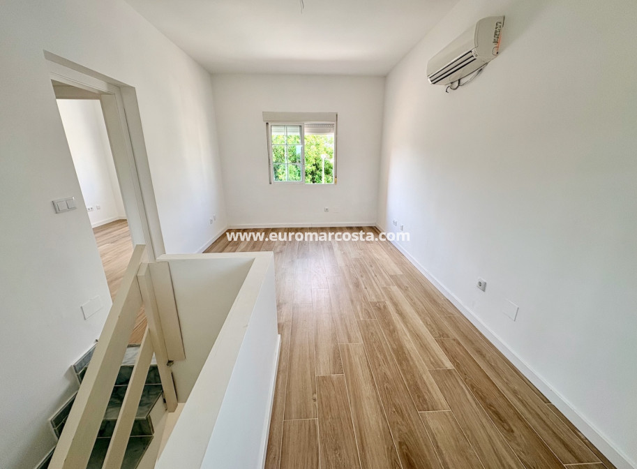 Venta - Single Family Home - Orihuela - Los Balcones