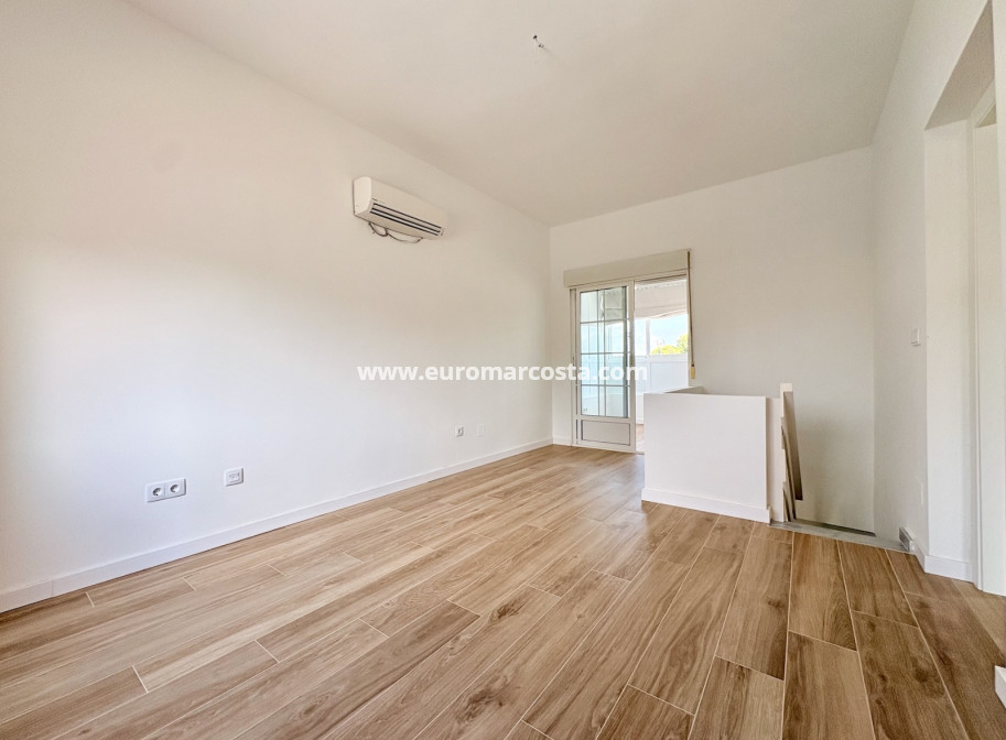 Venta - Single Family Home - Orihuela - Los Balcones