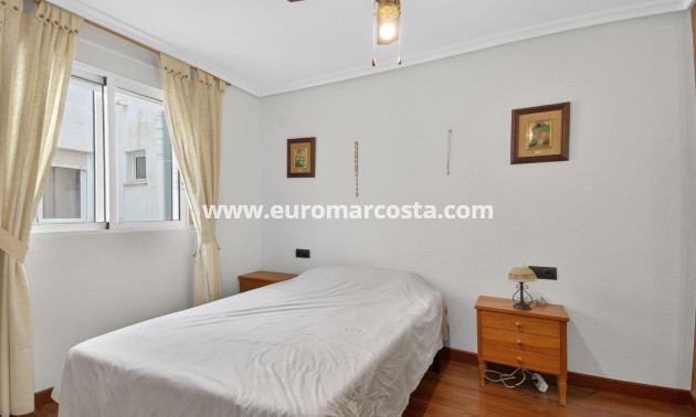 Sale - Apartment / flat - Torrevieja - TORREVIEJA