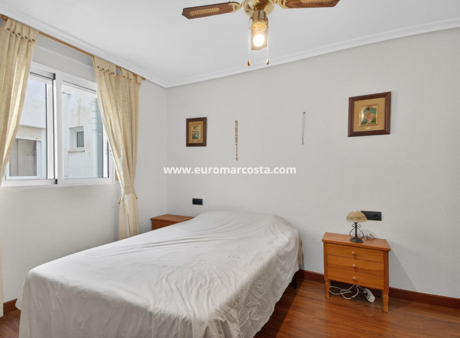 Sale - Apartment / flat - Torrevieja - TORREVIEJA