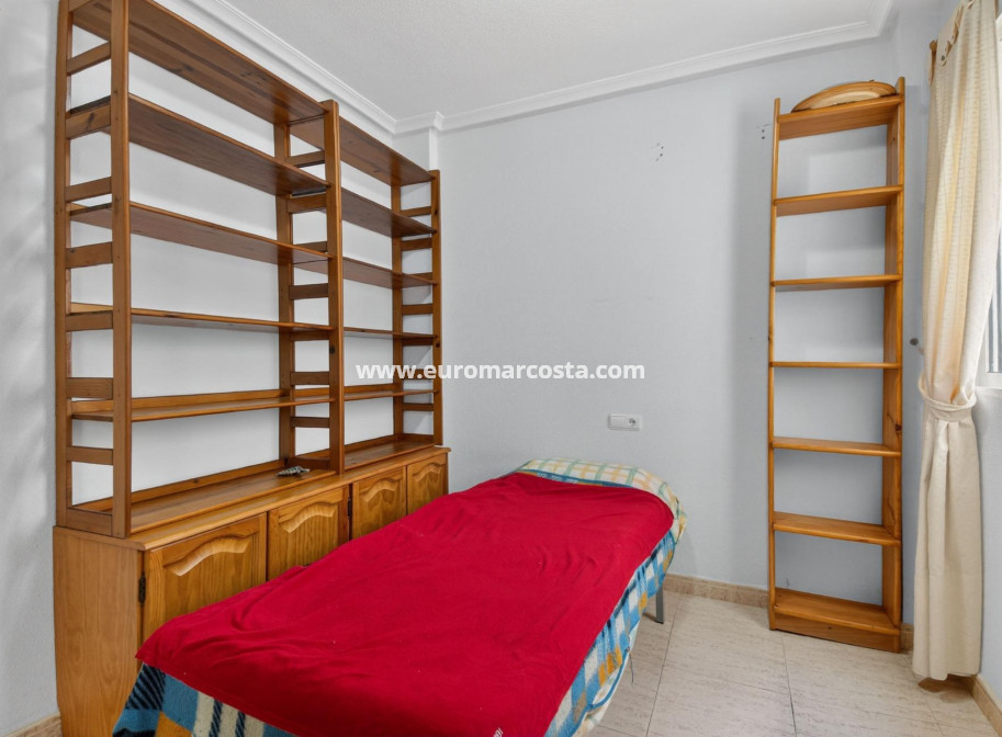 Sale - Apartment / flat - Torrevieja - TORREVIEJA