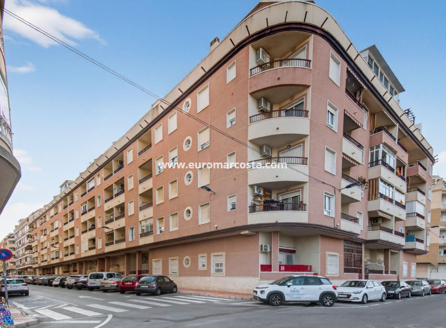 Sale - Apartment / flat - Torrevieja - TORREVIEJA