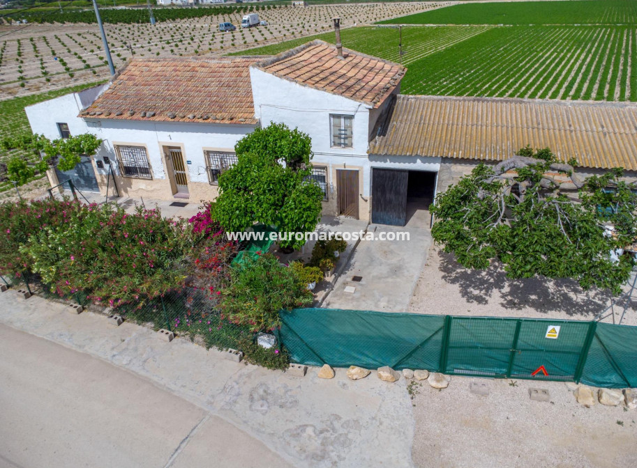 Sale - Country house - Orihuela - Desamparados-Hurchillo-Torremendo
