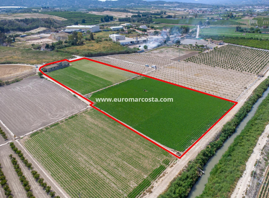 Sale - Country house - Orihuela - Desamparados-Hurchillo-Torremendo