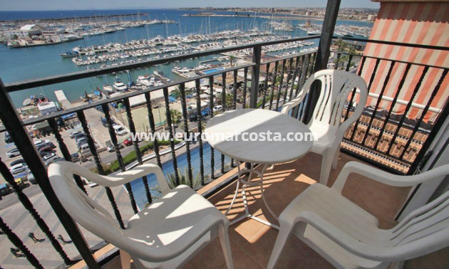 Objekte zum Wiederverkauf - Wohnung - Torrevieja - TORREVIEJA