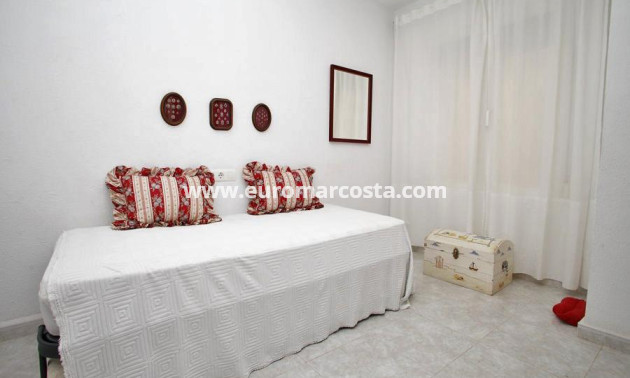 Objekte zum Wiederverkauf - Wohnung - Torrevieja - TORREVIEJA