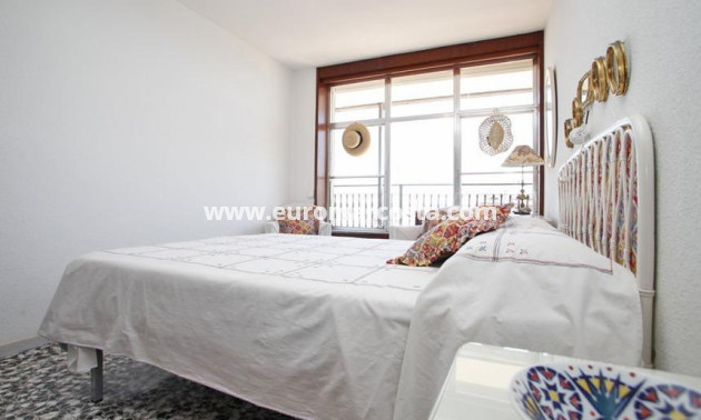 Objekte zum Wiederverkauf - Wohnung - Torrevieja - TORREVIEJA
