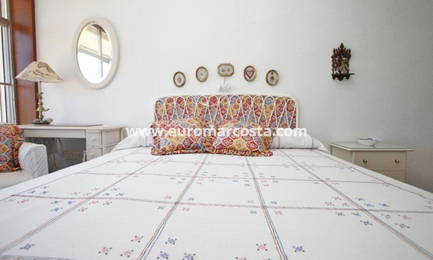 Objekte zum Wiederverkauf - Wohnung - Torrevieja - TORREVIEJA