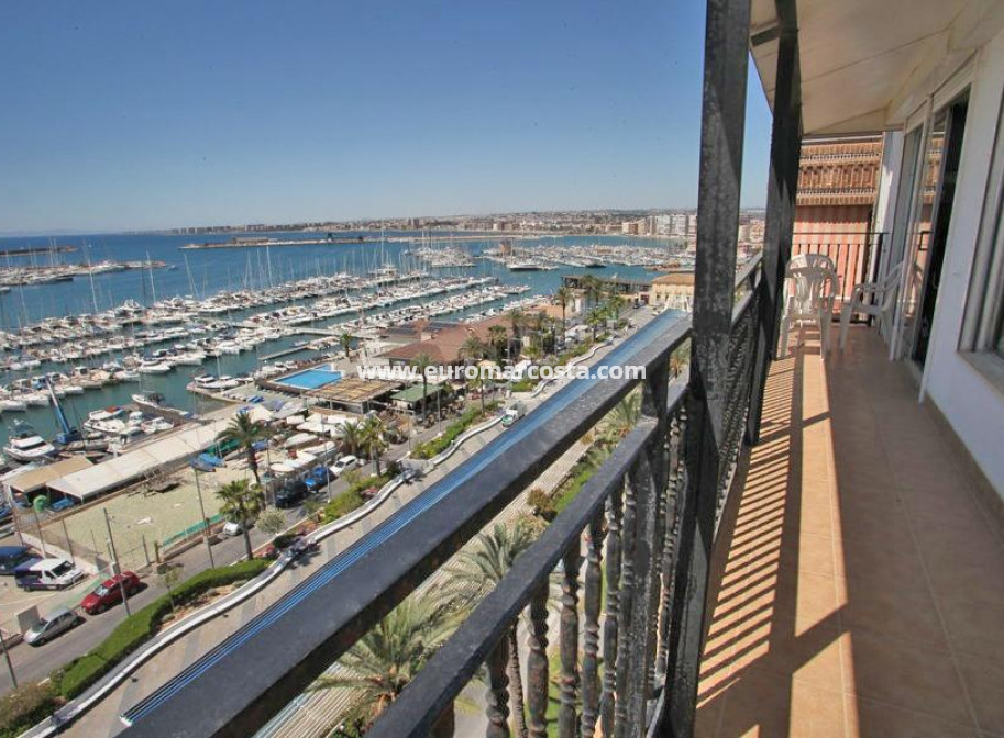 Objekte zum Wiederverkauf - Wohnung - Torrevieja - TORREVIEJA