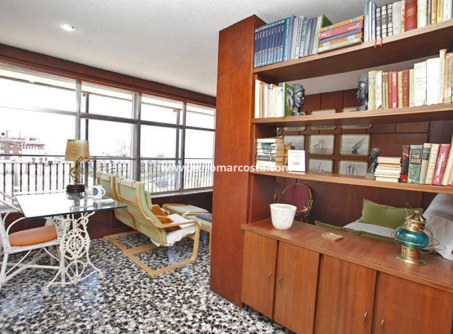 Objekte zum Wiederverkauf - Wohnung - Torrevieja - TORREVIEJA