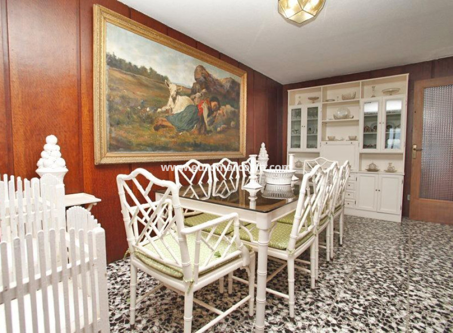 Objekte zum Wiederverkauf - Wohnung - Torrevieja - TORREVIEJA