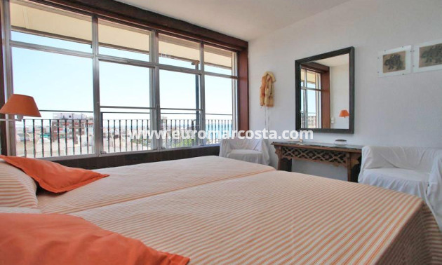 Objekte zum Wiederverkauf - Wohnung - Torrevieja - TORREVIEJA