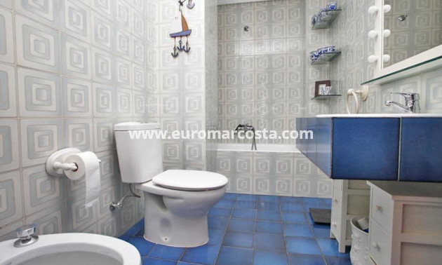 Objekte zum Wiederverkauf - Wohnung - Torrevieja - TORREVIEJA