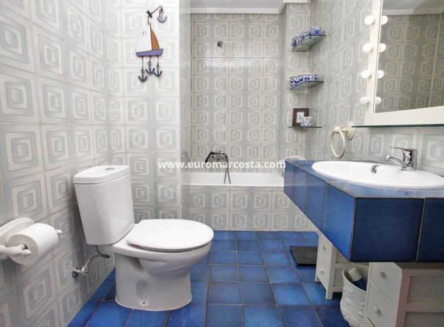 Objekte zum Wiederverkauf - Wohnung - Torrevieja - TORREVIEJA