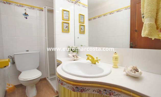 Objekte zum Wiederverkauf - Wohnung - Torrevieja - TORREVIEJA