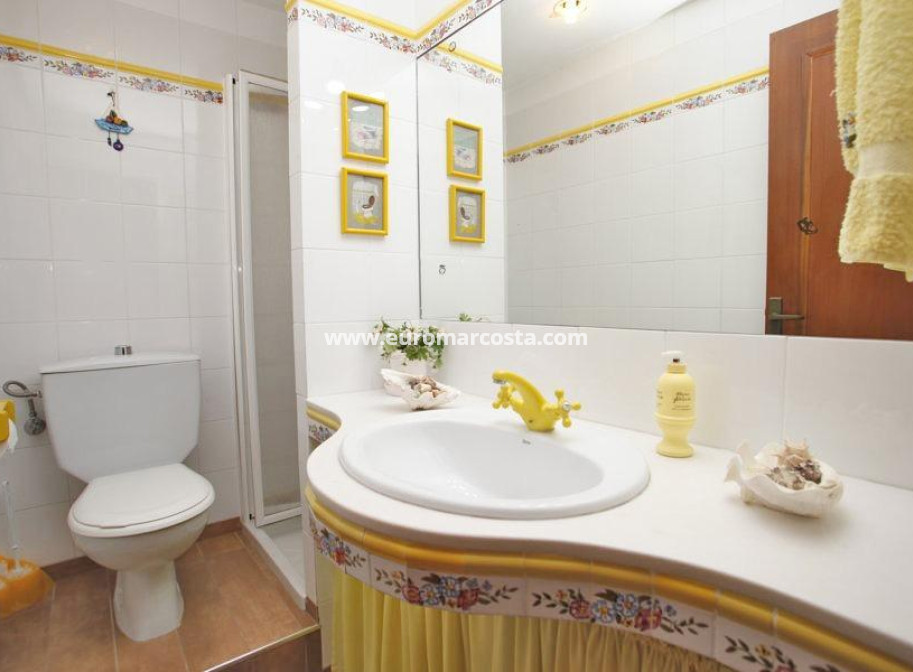 Objekte zum Wiederverkauf - Wohnung - Torrevieja - TORREVIEJA