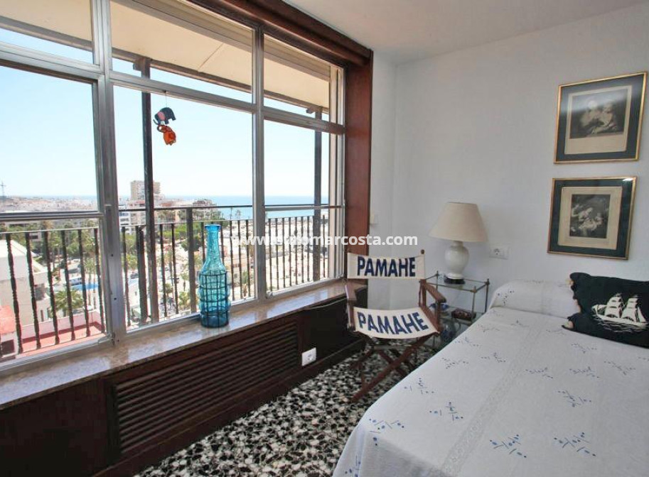 Objekte zum Wiederverkauf - Wohnung - Torrevieja - TORREVIEJA