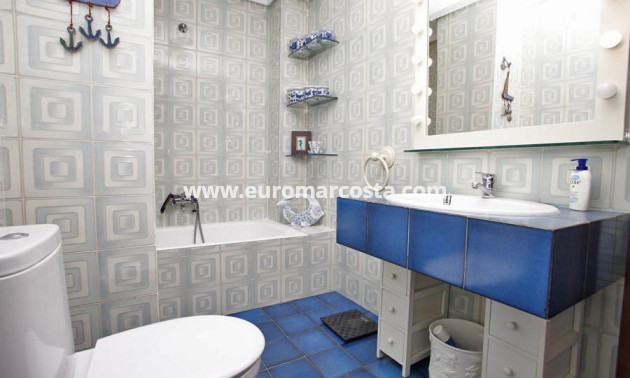 Objekte zum Wiederverkauf - Wohnung - Torrevieja - TORREVIEJA