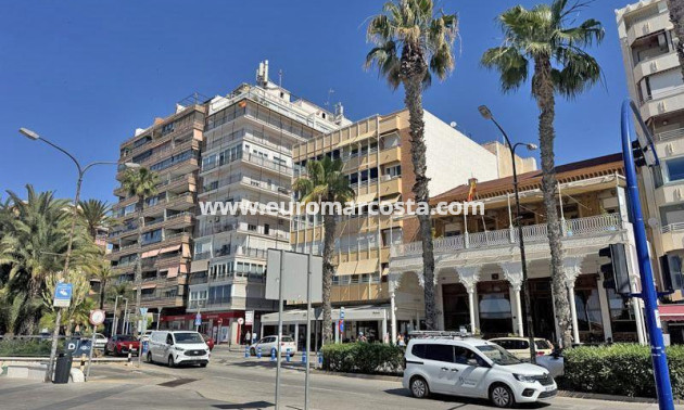 Objekte zum Wiederverkauf - Wohnung - Torrevieja - TORREVIEJA