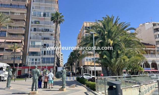 Objekte zum Wiederverkauf - Wohnung - Torrevieja - TORREVIEJA
