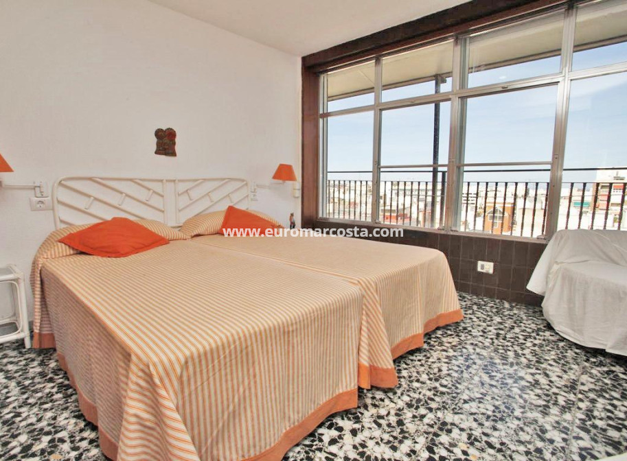 Objekte zum Wiederverkauf - Wohnung - Torrevieja - TORREVIEJA